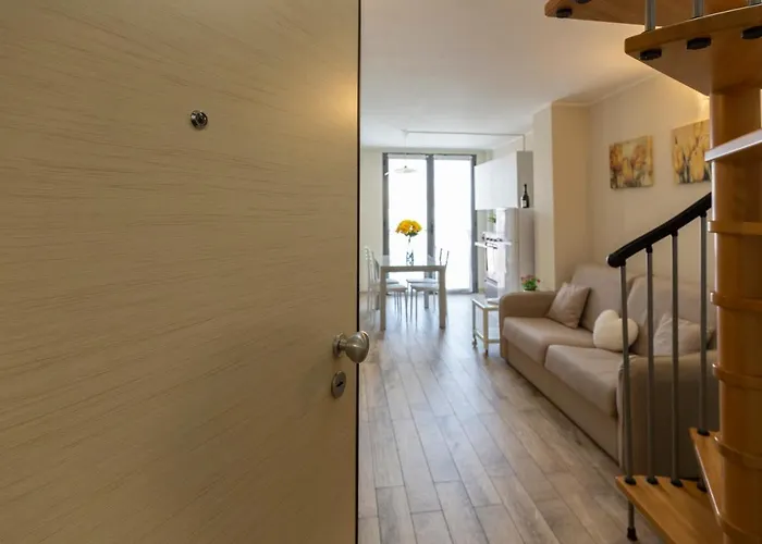 Salomone - Mecenate District * Milan