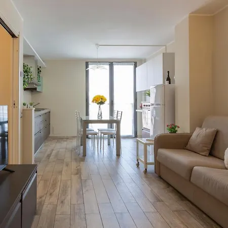 Salomone - Mecenate District Apartamento